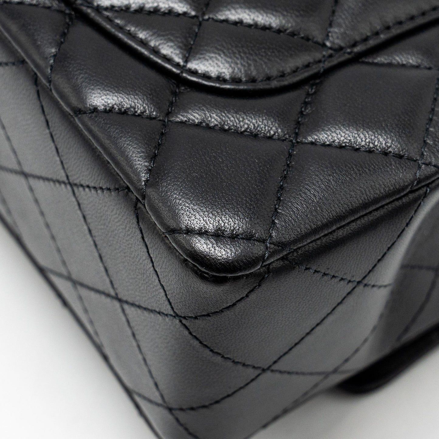 Chanel Mini Rectangular Flap Bag Lambskin Black L (microchip)
