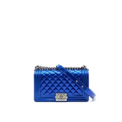 CHANEL MEDIUM LE BOY BAG IN METALLIC BLUE