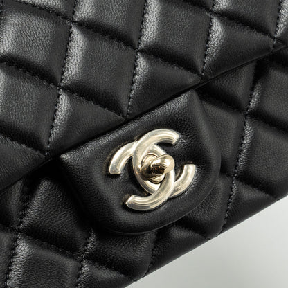 Chanel Mini Rectangular Flap Bag Lambskin Black L (microchip)