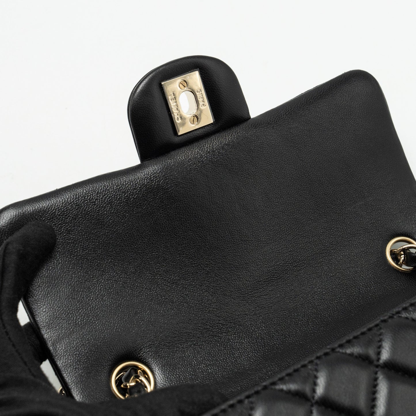Chanel Mini Rectangular Flap Bag Lambskin Black L (microchip)