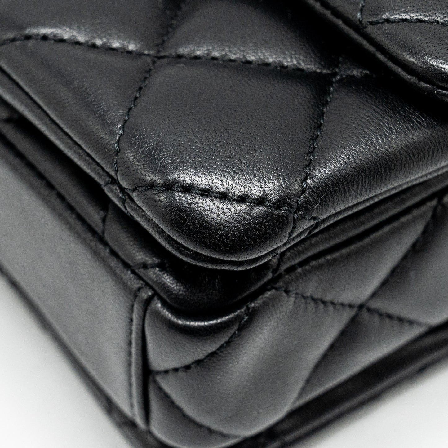Chanel 22A Button on chain Flap Bag Lambskin Black  (Microchip)