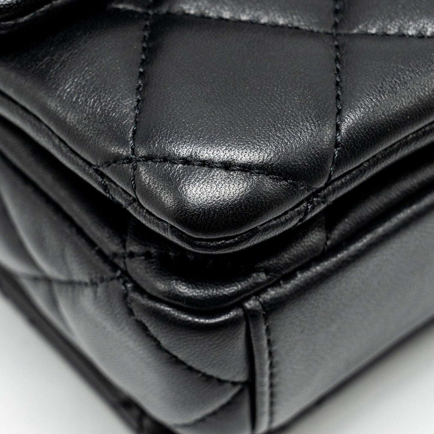 Chanel 22A Button on chain Flap Bag Lambskin Black  (Microchip)