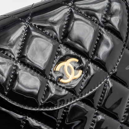 Chanel 23K Hoop Bag Patent leather black  (microchip)