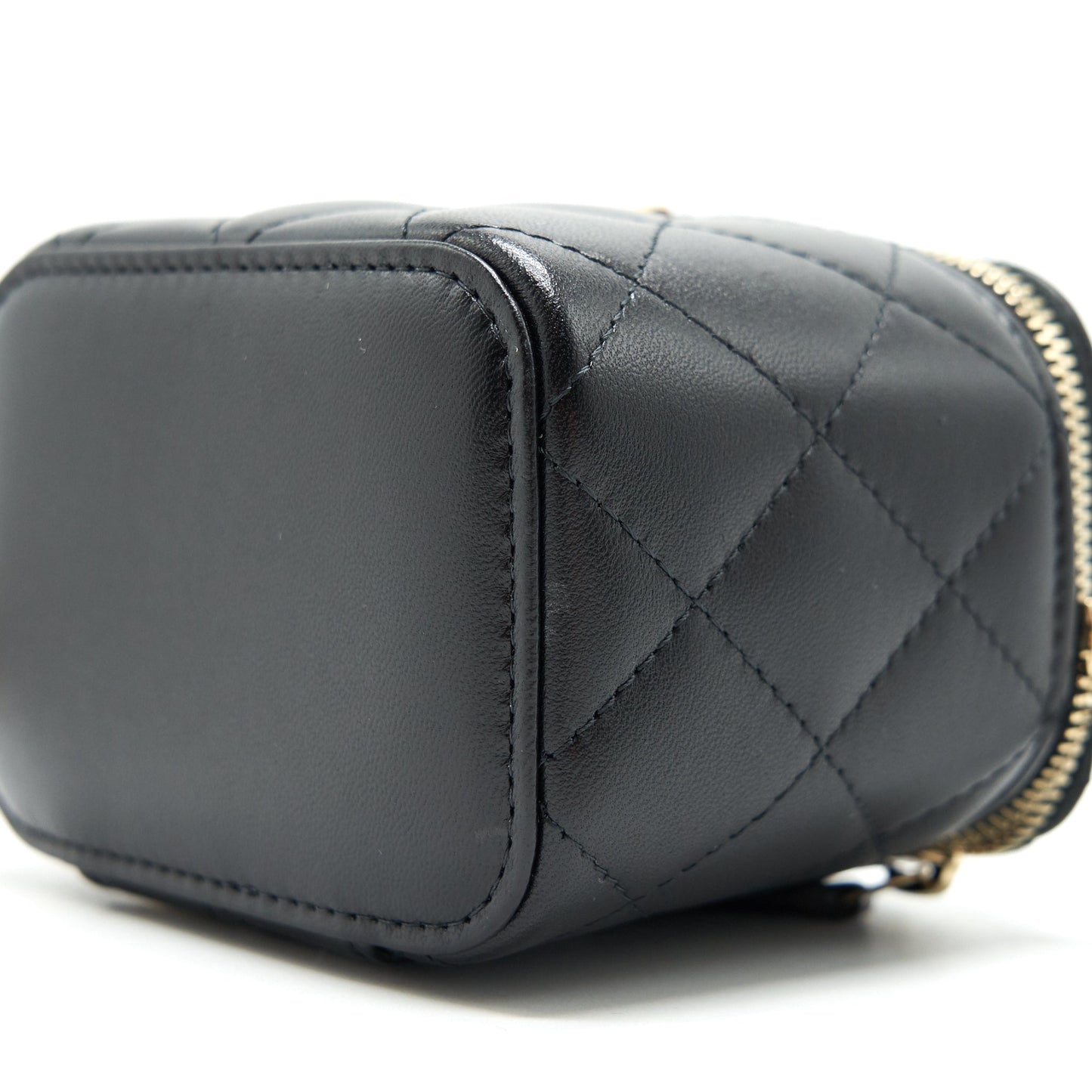 Chanel 21A Top Handle Vanity with Chain Black