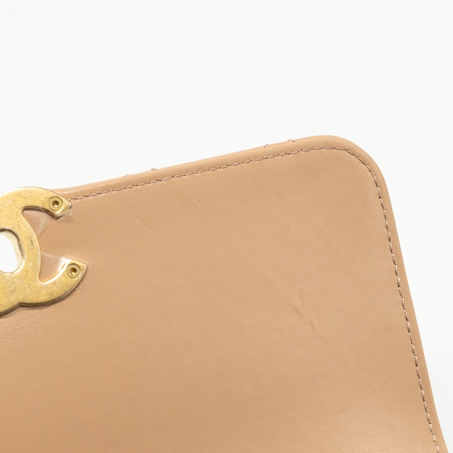 Chanel 21A Gold Crush Flap Bag Calfskin Beige  (Microchip)