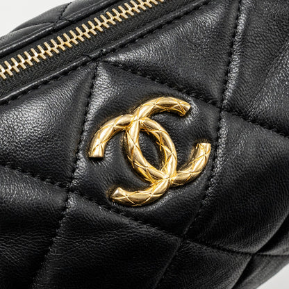 Chanel 22a Detail Chain Bowling Bag Lambskin Black  (microchip)