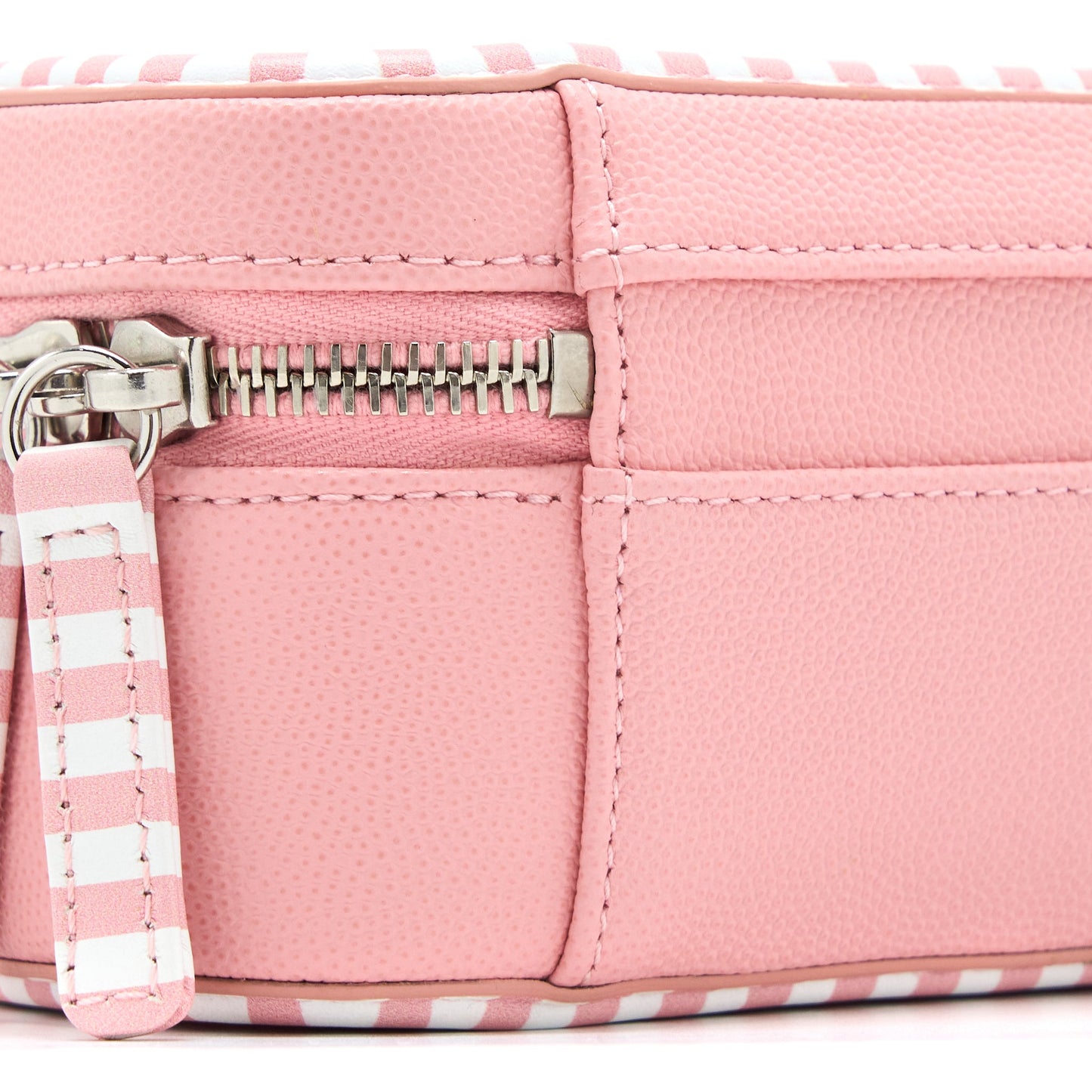 Chanel Medium Filigree Vanity Case Caviar Multicolour Pink