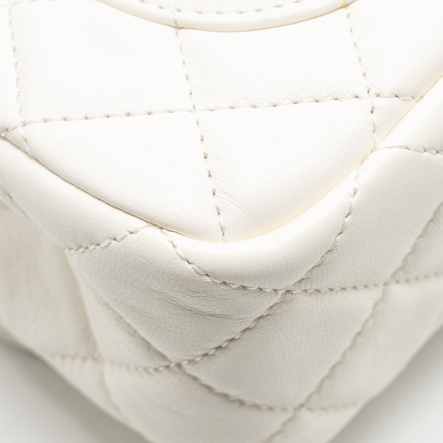 Chanel Pearl Crush Mini Rectangular Flap Bag Lambskin White  (Microchip)