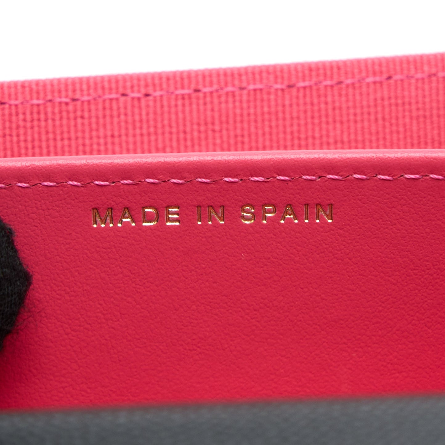 Chanel 23P Detail Logo Flap Card Holder Caviar Black L (Microchip)