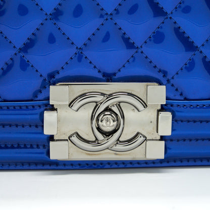 CHANEL MEDIUM LE BOY BAG IN METALLIC BLUE
