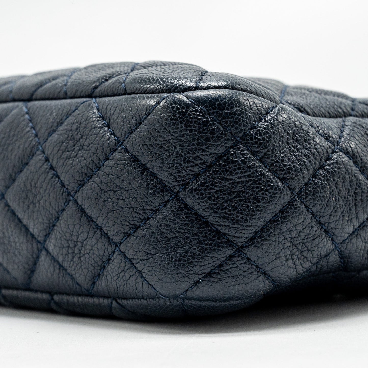 Chanel 18C CC Camera Bag Calfskin Navy