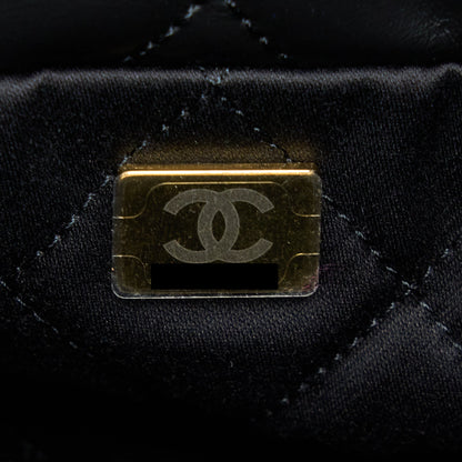 Chanel 22 Bag Medium Shiny Calfskin Black  (Microchip)