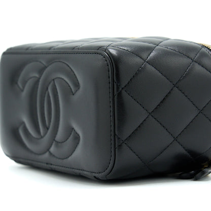 Chanel 22A Top Handle Long Vanity With Chain Lambskin Black L (New Version)