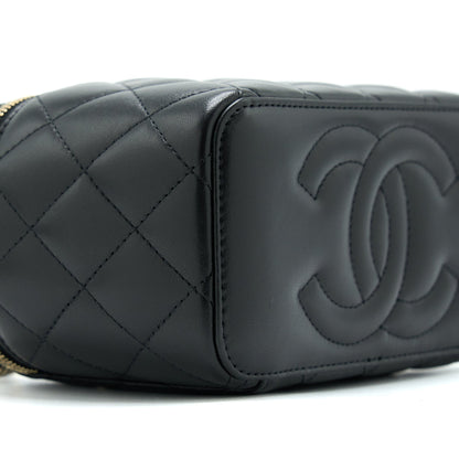 Chanel 22A Top Handle Long Vanity With Chain Lambskin Black L (New Version)