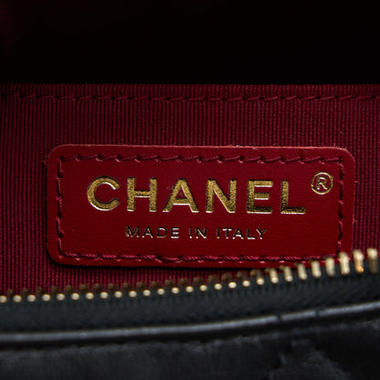 Chanel 22B Hobo Bag Lambskin Black (Microchip)