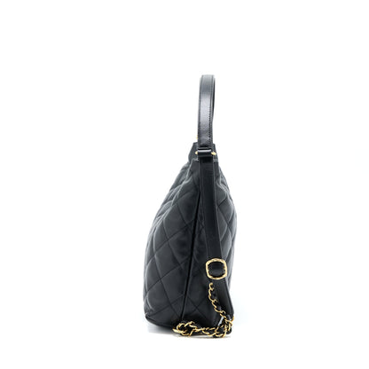 Chanel 22B Hobo Bag Lambskin Black (Microchip)