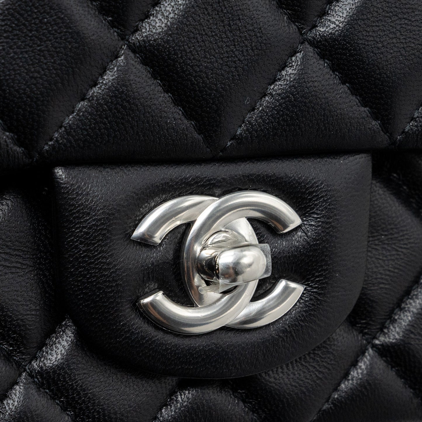 Chanel mini rectangular flap bag lambskin black  (Microchip)