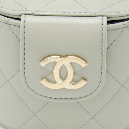 Chanel Giant Chain Mini Vanity Case Lambskin Light Grey L