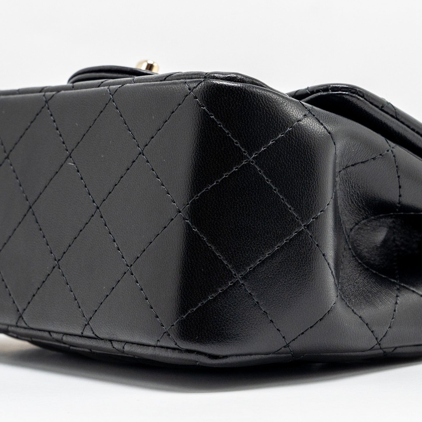 Chanel mini square flap bag lambskin black L (microchip)