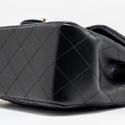 Chanel mini square flap bag lambskin black L (microchip)