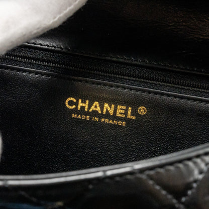 Chanel 23A quilted flap clutch calfskin black L (microchip)