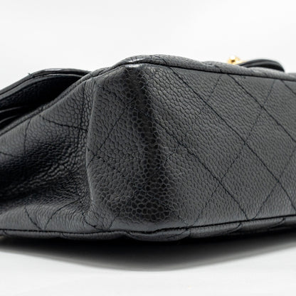 Chanel Medium classic double flap bag caviar Black