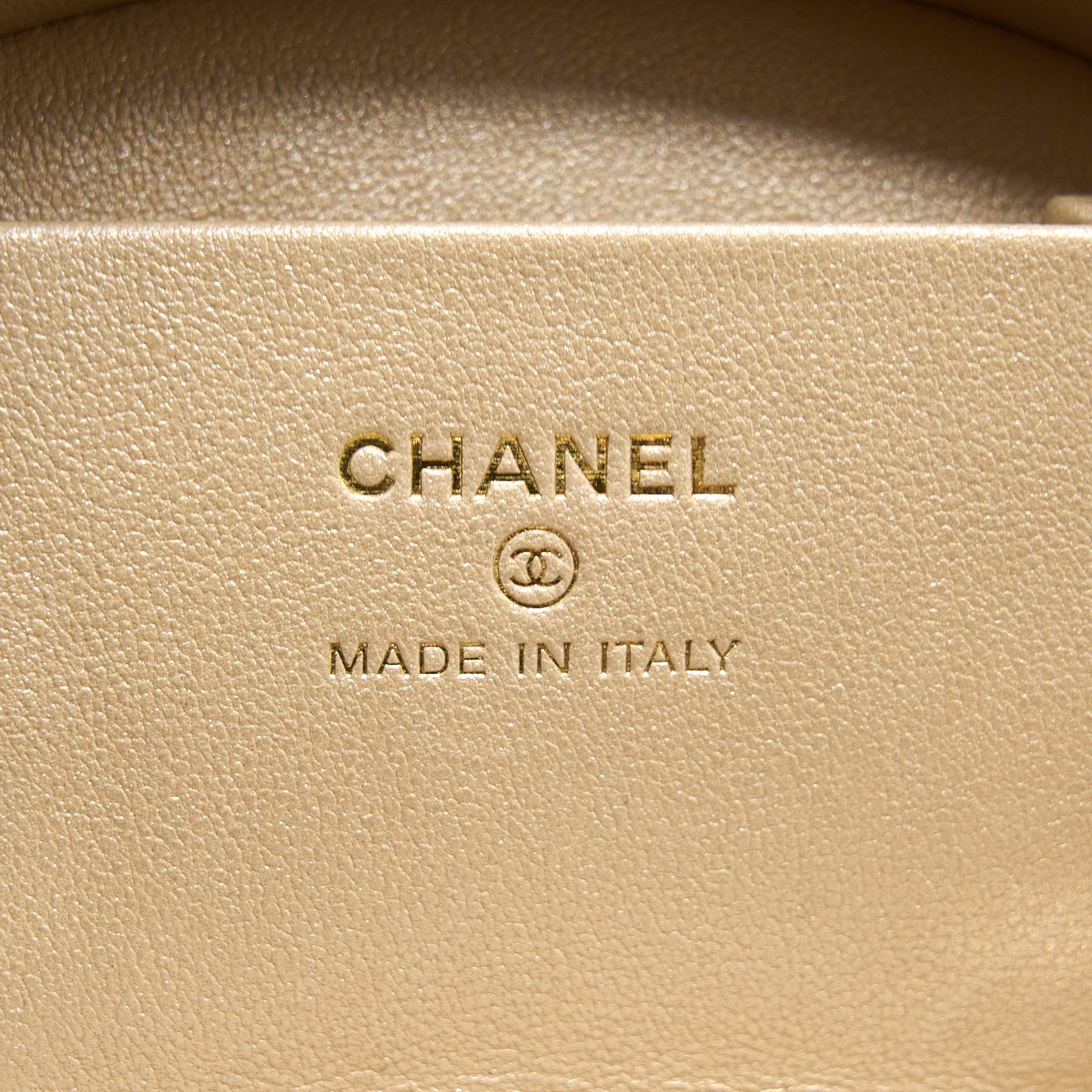 Chanel 22S Top Handle Mini Round Vanity Clutch Lambskin Pink L