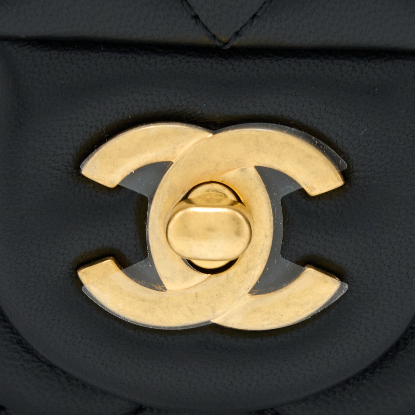 Chanel 22S Pearl Crush Mini Square Flap Bag Lambskin Black (Microchip)