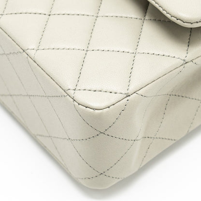 Chanel Medium Classic double flap bag lambskin light grey L (Microchip)