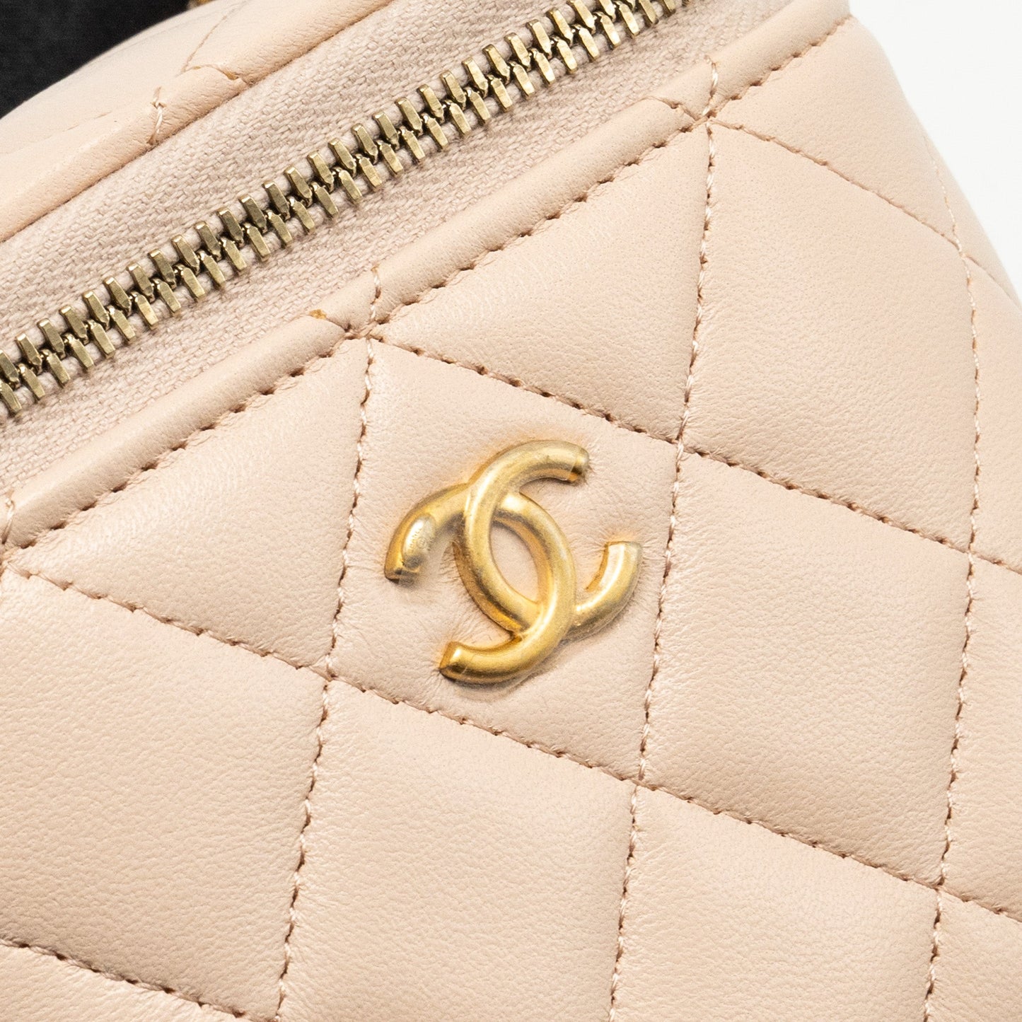 Chanel Pearl Crush Mini Vanity with Chain Lambskin Light Beige