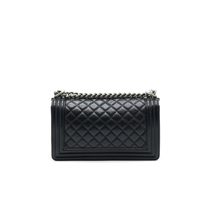 CHANEL MEDIUM BOY CHANEL HANDBAG CAVIAR BLACK