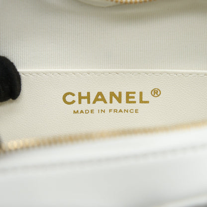 Chanel 22S Heart Bag Lambskin White L