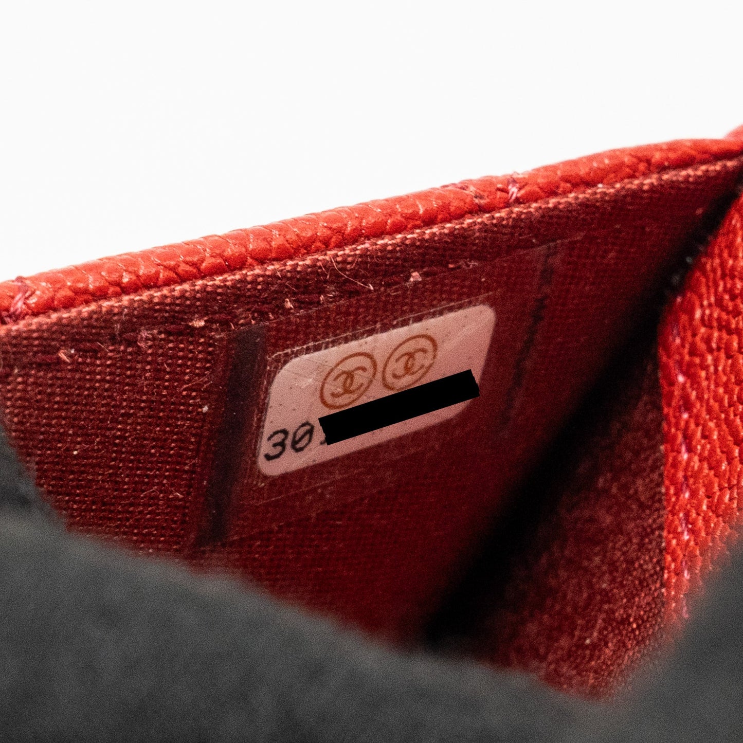 CHANEL Boy Flap Card Holder Caviar Red