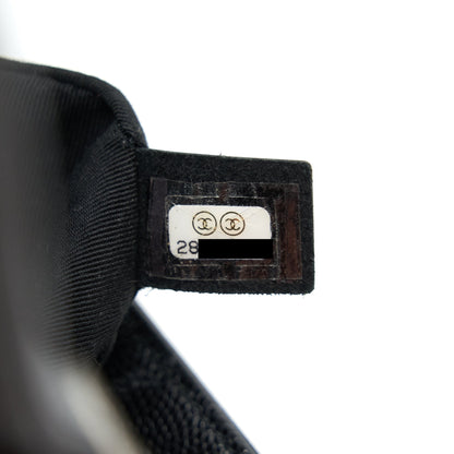 Chanel Medium boy Chanel Bag Caviar Black ruthenium hardware