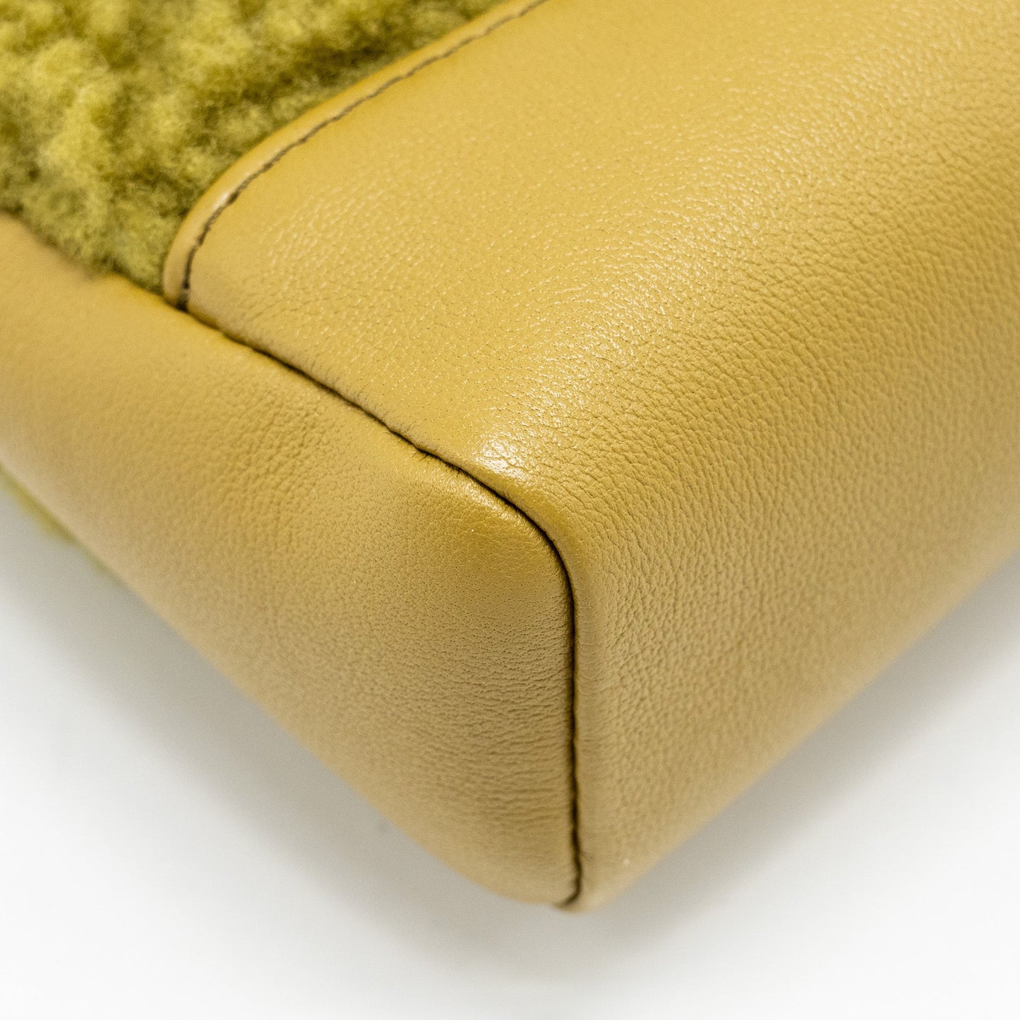 Chanel Mini 31 Bag Calfskin/Fur Olive Green L(Microchip)