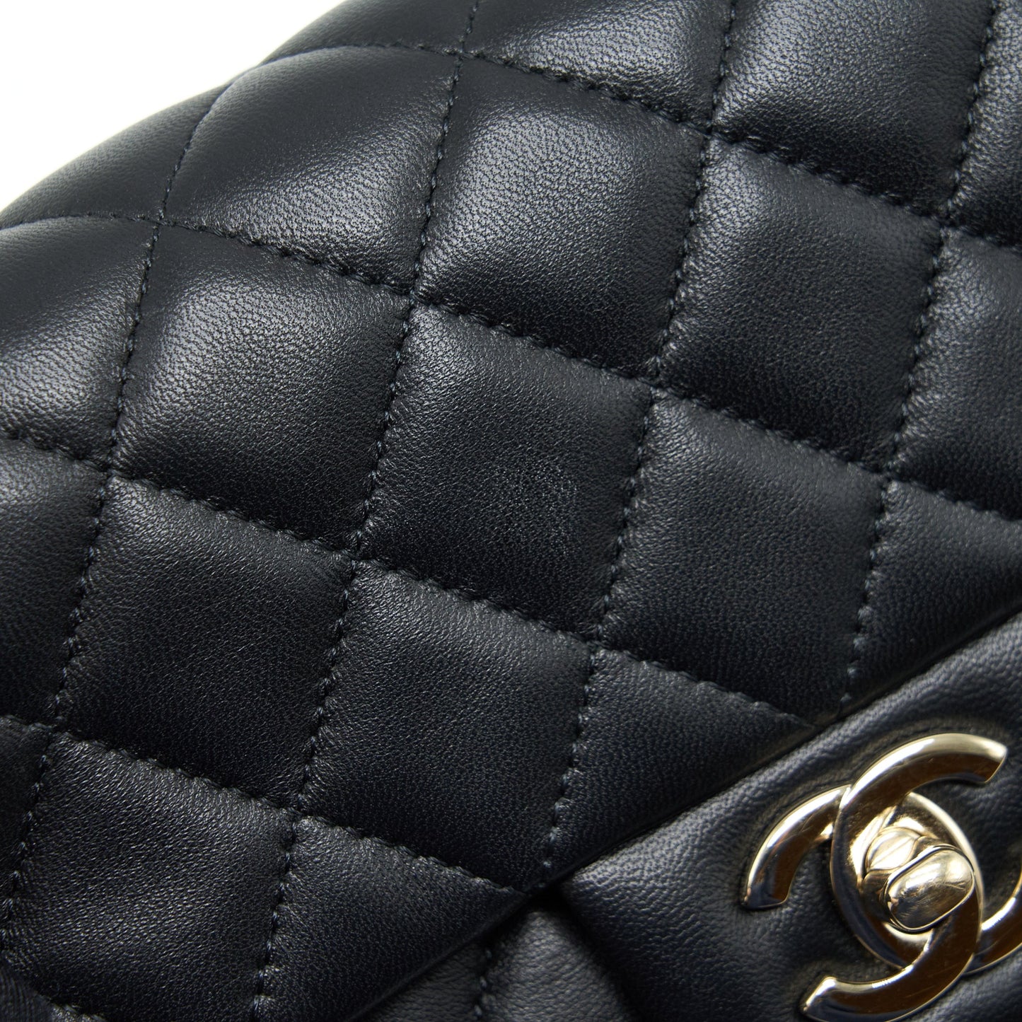 Chanel mini rectangular flap Bag Lambskin Black L