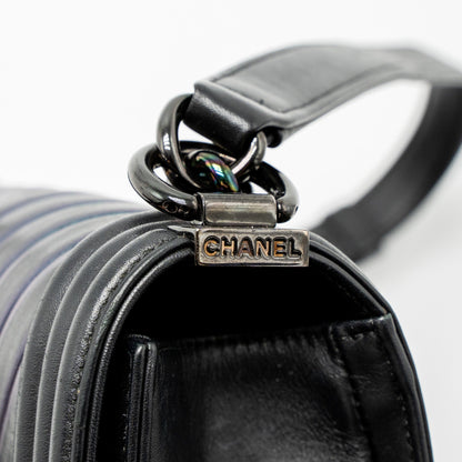 Chanel Small Boy Bag Chevron Calfskin Black/Iridescent Blue Black Hardware