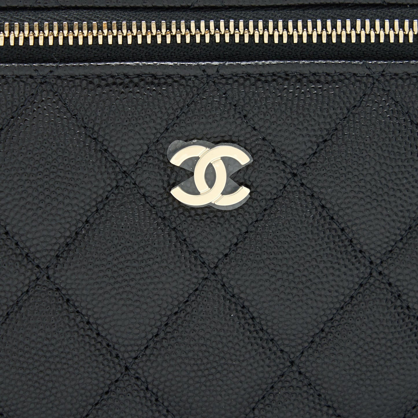 Chanel 22C Long Vanity with Chain Caviar black L