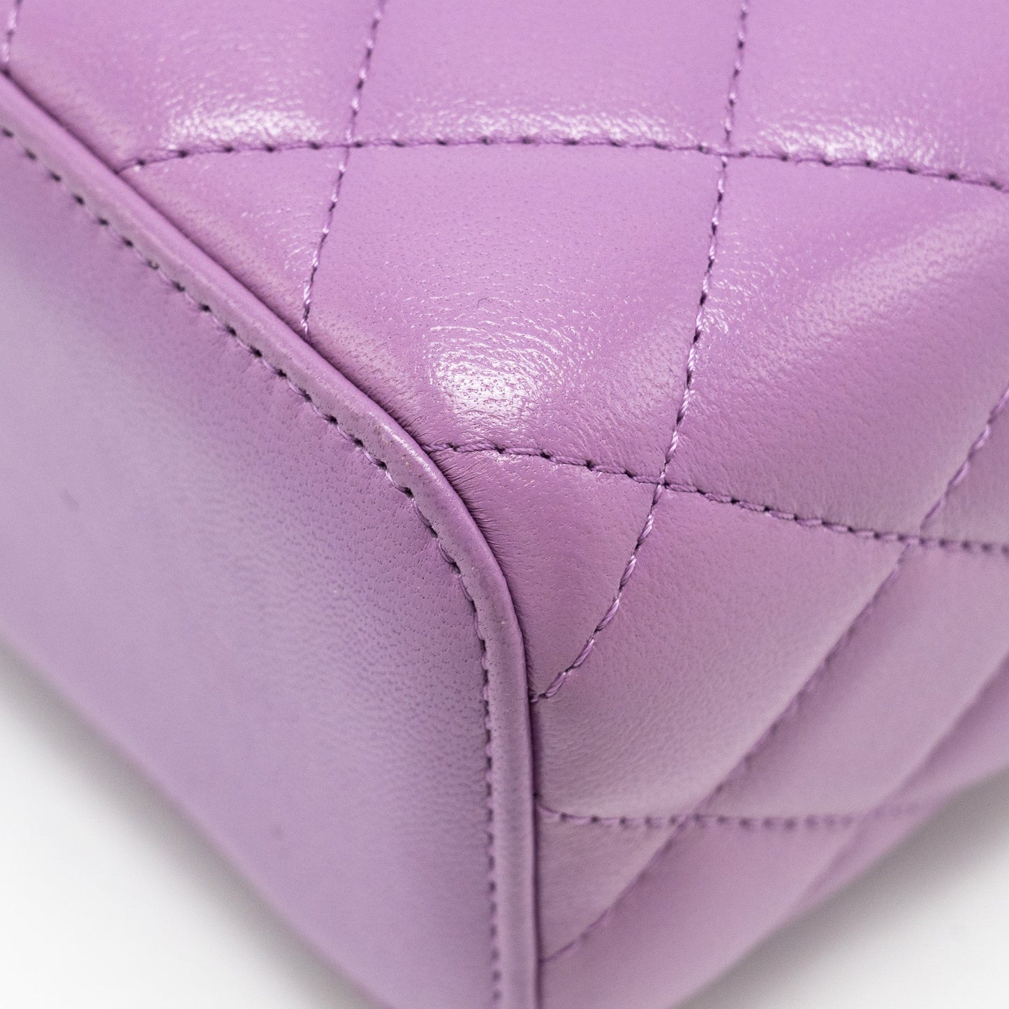 CHANEL Pearl Crush Mini Vanity With Chain Lambskin Purple
