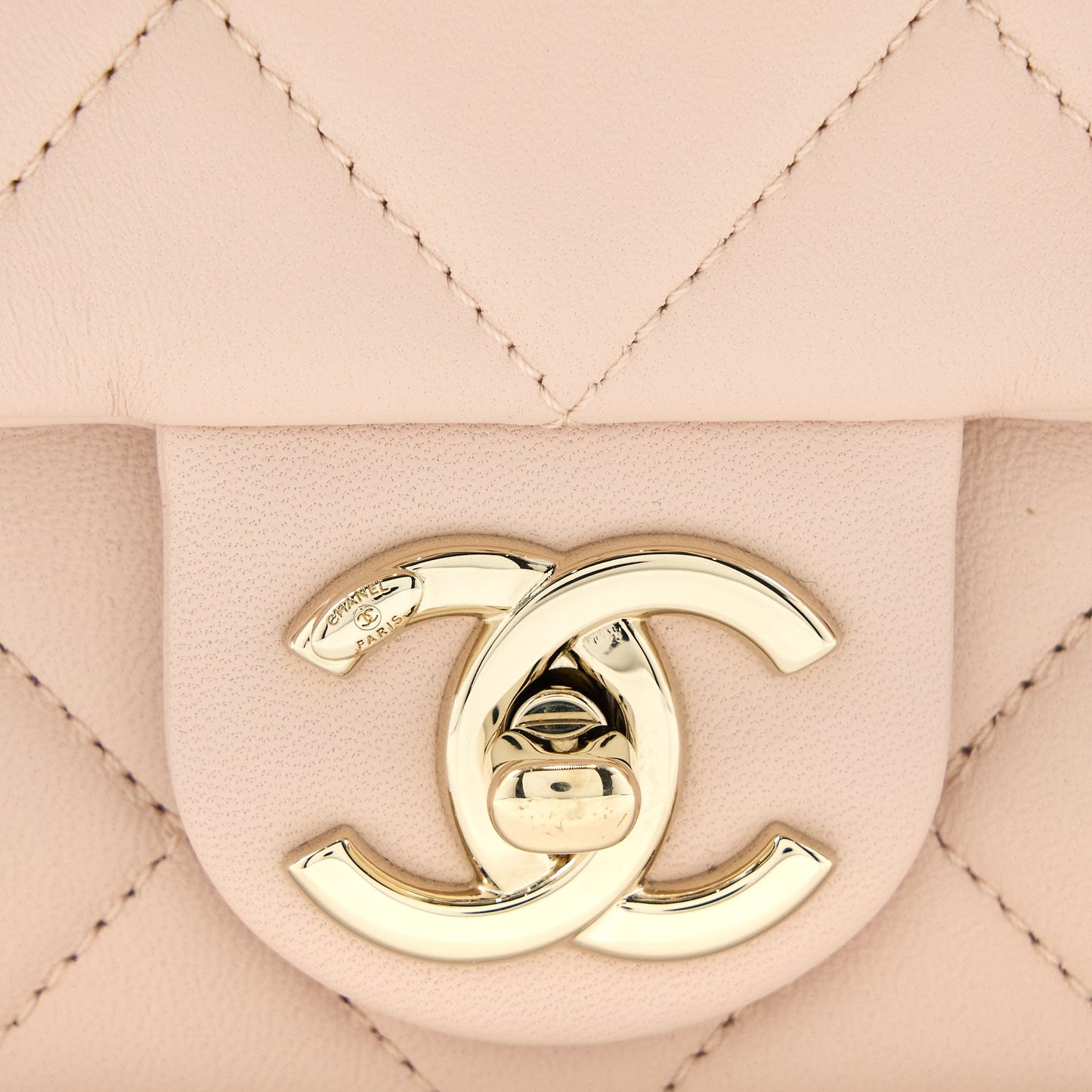 Chanel 22C Rectangular Flap Bag with Giant Top Handle Lambskin Pink L(Microchip)