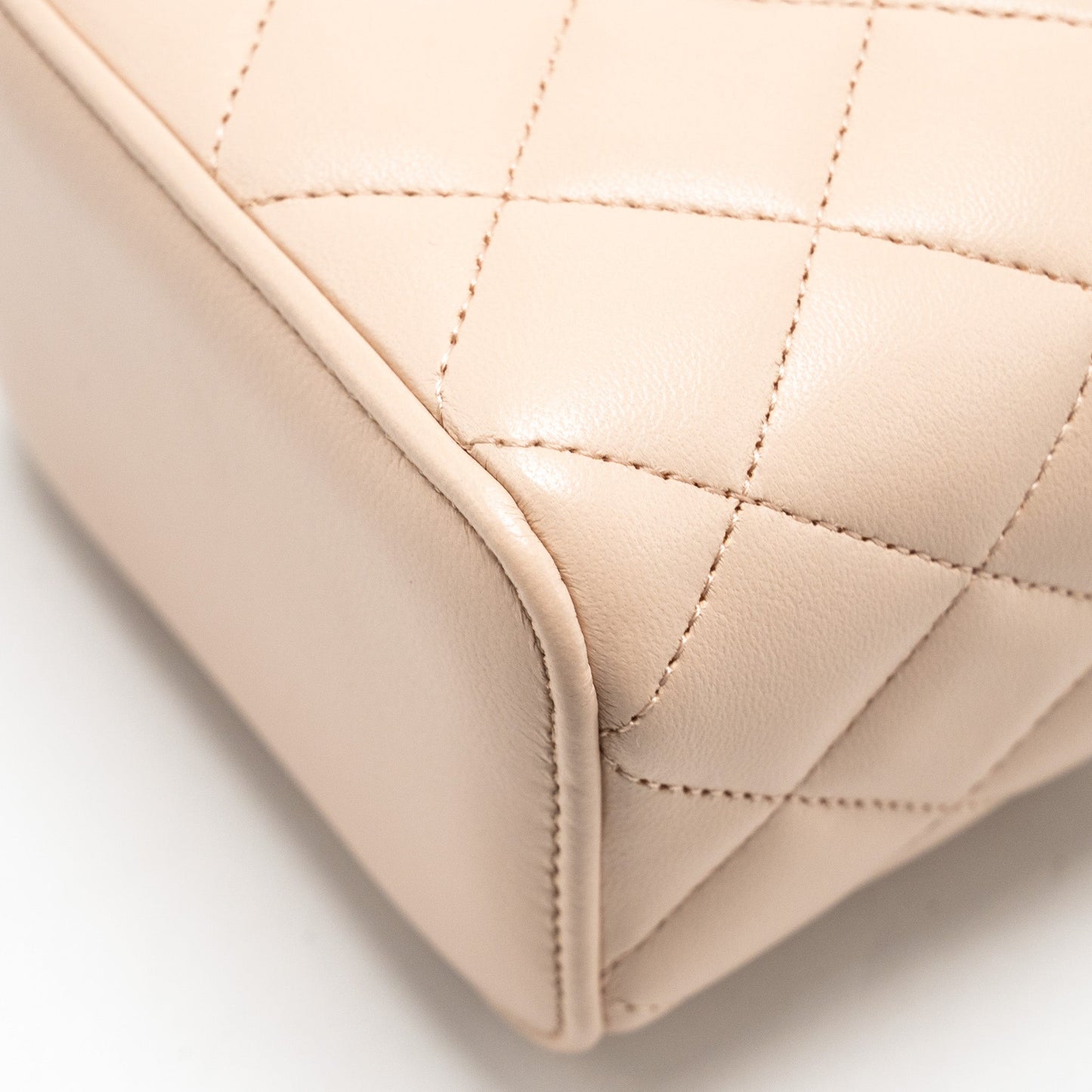 Chanel Pearl Crush Mini Vanity with Chain Lambskin Light Beige