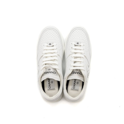 Chanel size 36 CC logo sneakers white