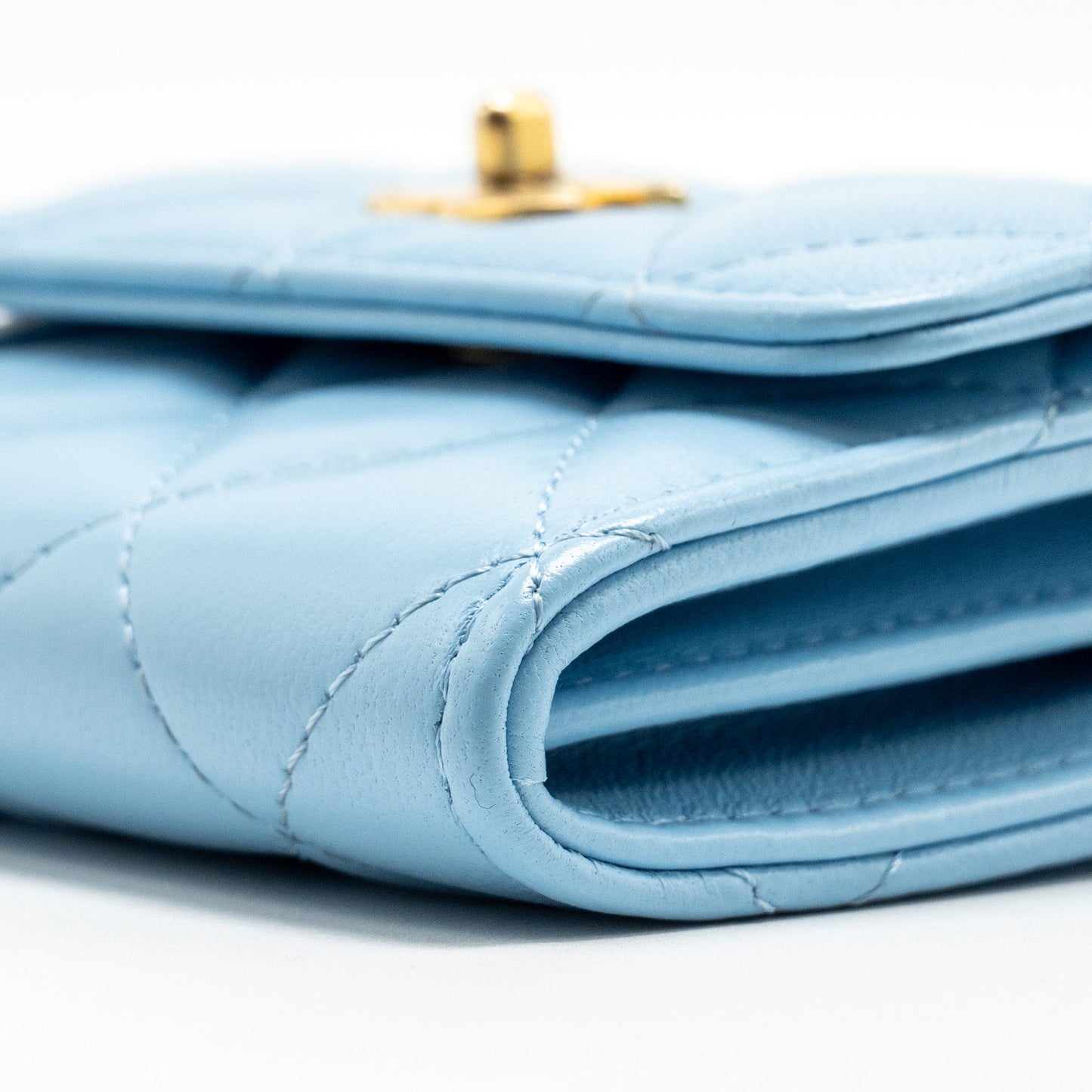 Chanel Pearl crush mini flap wallet with chain lambskin blue