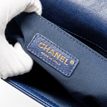 Chanel Medium boy bag caviar navy