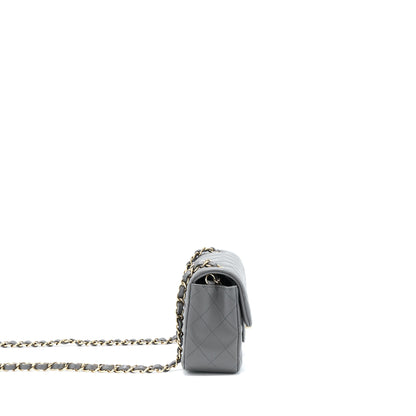 Chanel 22A Mini Rectangular Flap Bag Lambskin Grey L (Microchip).