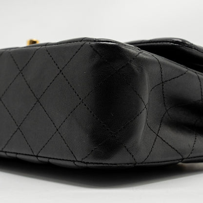 Chanel Medium Classic Double  Flap Bag Lambskin Black