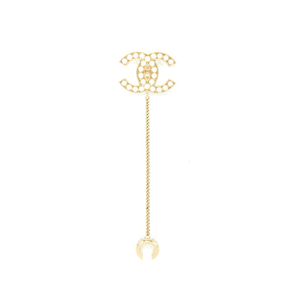 Chanel Pearl CC Logo Ear Clip