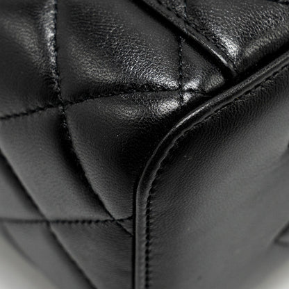 Chanel Pearl Crush Long Vanity Case Lambskin Black  (Microchip)