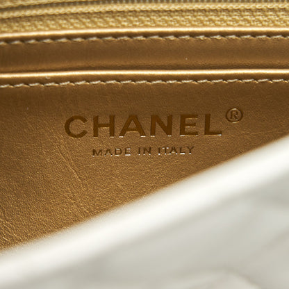 Chanel 21B Pearl Crush Square mini flap Bag Lambskin White
