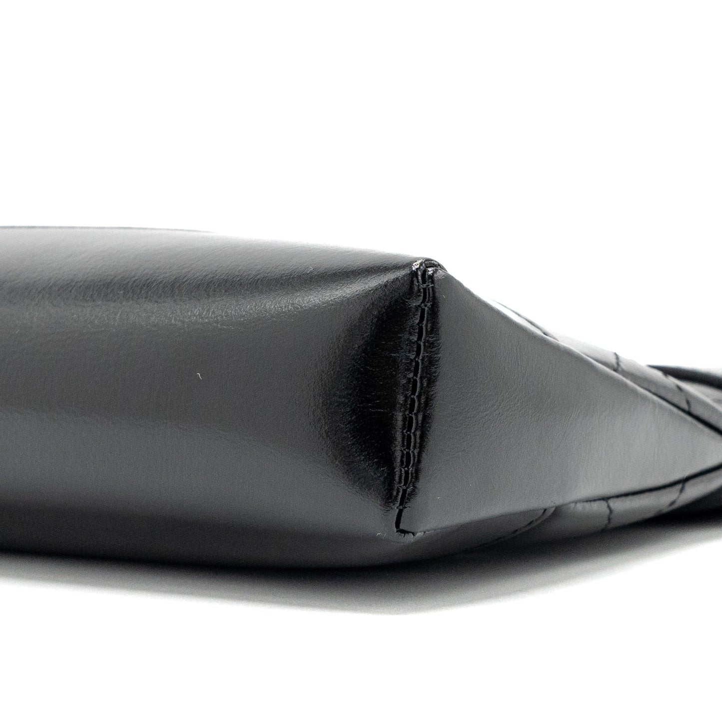 Chanel 24c mini 31 clutch with chain shiny calfskin black L (microchip)